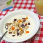 Yofu met noten vruchten muesli